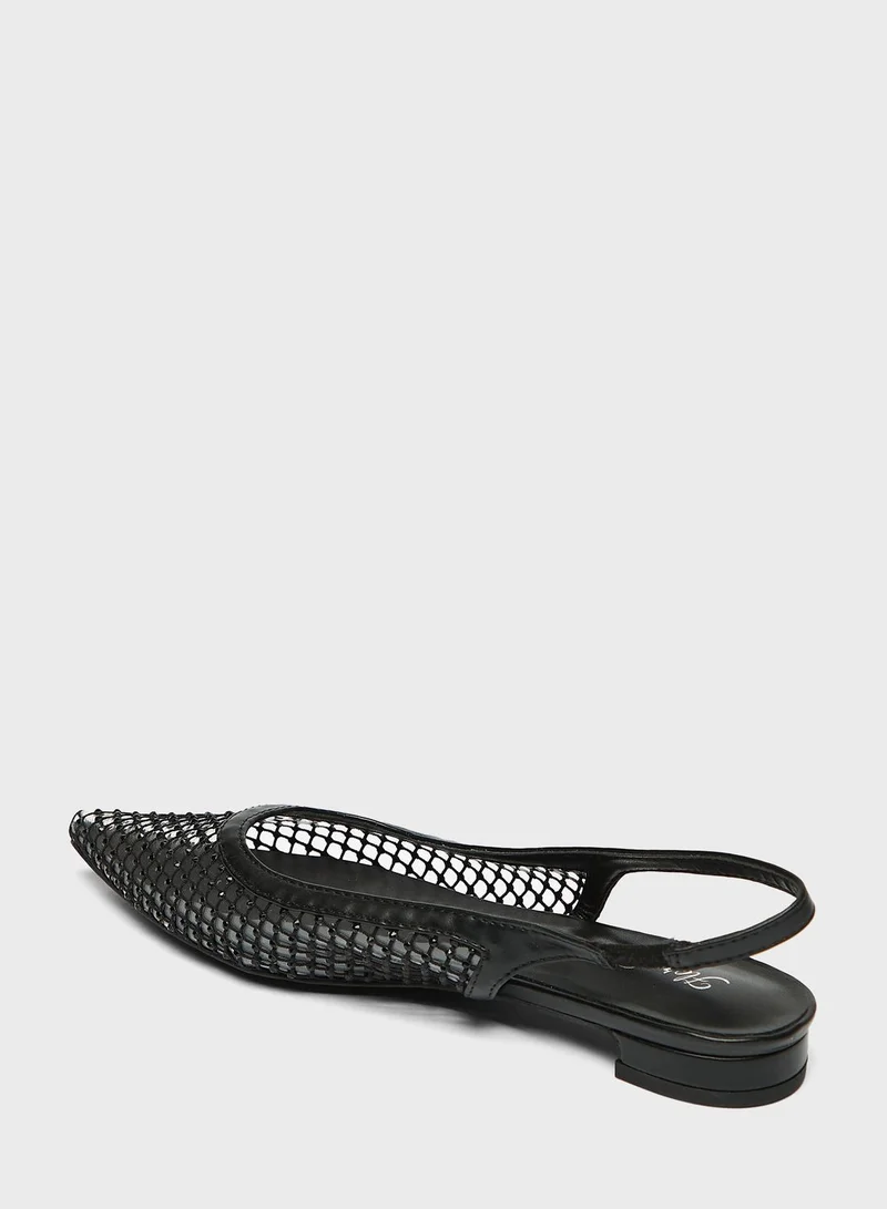 shoexpress Pointed Toe Pumps