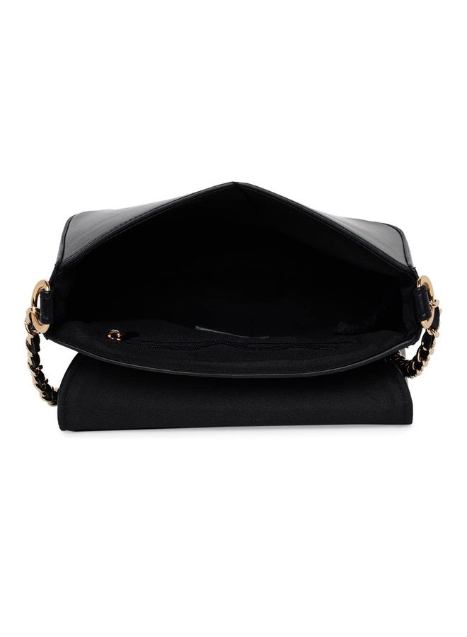 أكسيسورايز حقيبة كتف نسائية من الجلد الصناعي الأسود من أكسسورايز لندن، طراز كريسا المبطنة - Image 4