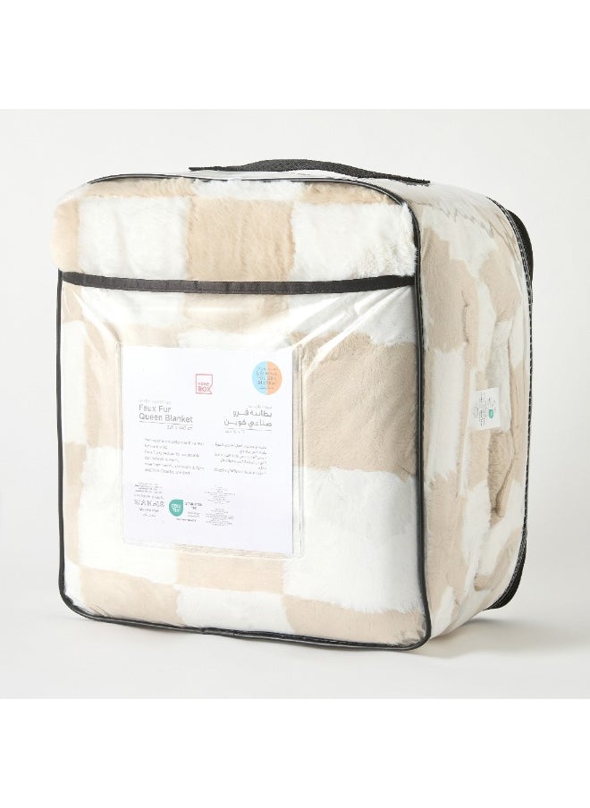 Home Box بطانية بريدا كوين شطرنج جاكار فرو أرنب 240 × 220 سم  - Image 5