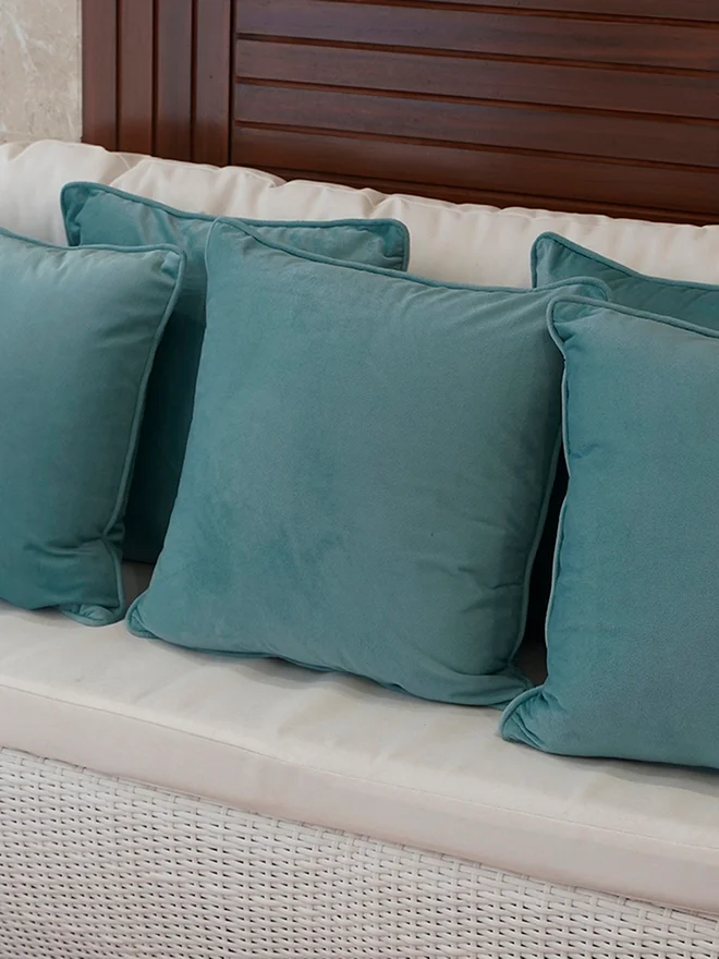 sanskrutihomes sanskrutihomes Blue Velvet Plain Cushion Cover