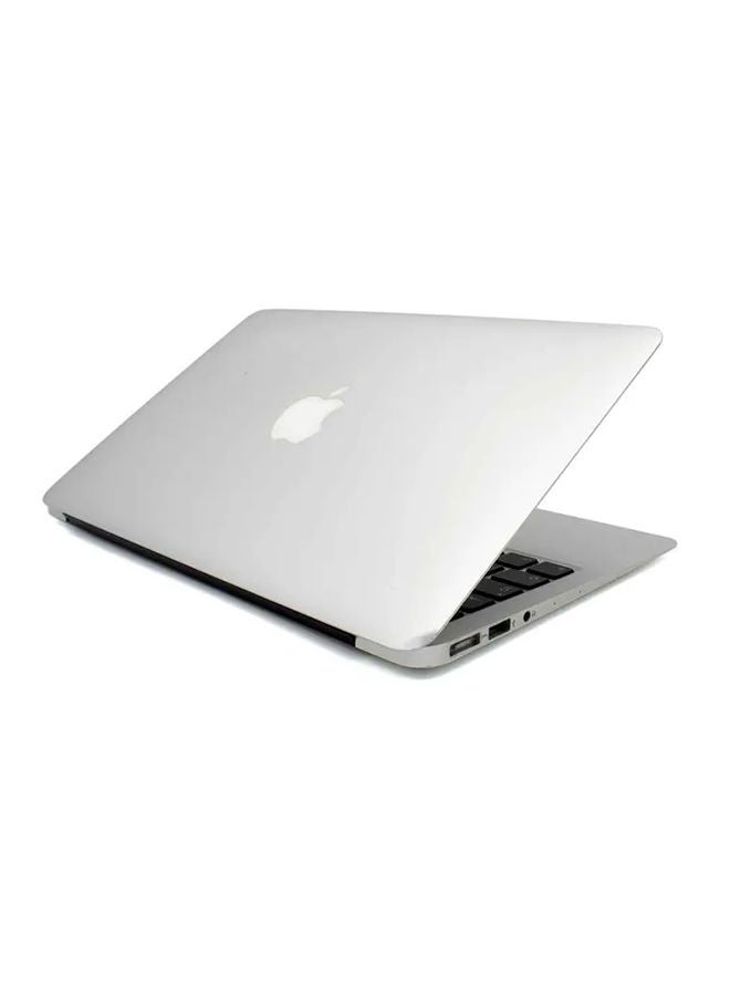 ابل  مُجدد - لابتوب ماك بوك آير A1465 إصدار (2015) بشاشة مقاس 11.6 بوصة ومعالج إنتل كور i5 الجيل السادس وذاكرة رام 4 جيجابايت ومحرك أقراص SSD سعة 120 جيجابايت ونظام تشغيل ماك مع لوحة مفاتيح باللغة الإنجليزية اللغة الإنجليزية فضي - Image 2