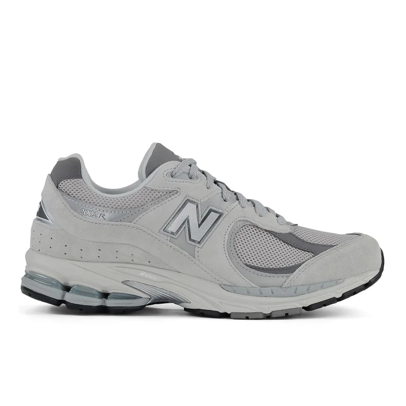 2002R casual Sneakers (Standard Fit)