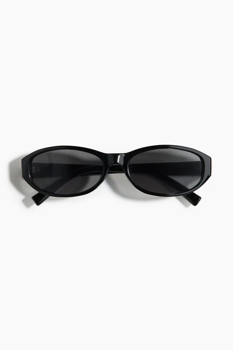 Oval sunglasses