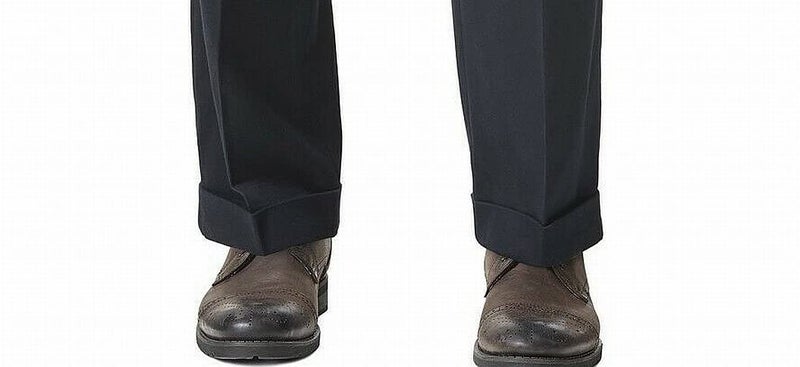 Dockers Men's Relaxed Fit Comfort Khaki Pants-Pleated, Dockers Navy, 44W x 30L - Image 4