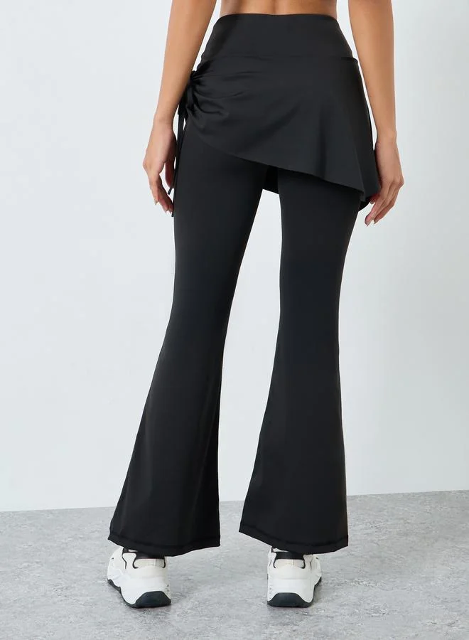 ستايلي اكتيف بنطال بحافة واسعة مع تفاصيل تنورة مزمومة