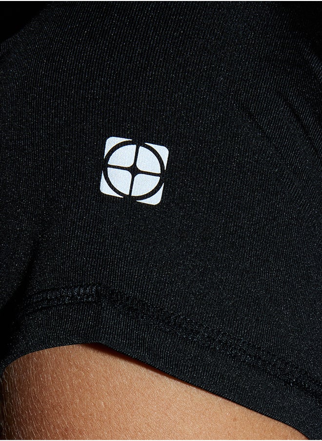 trendyol Black Reflector Print Detailed Knitted Sports T-Shirt THMSS24TS00002  - Image 4