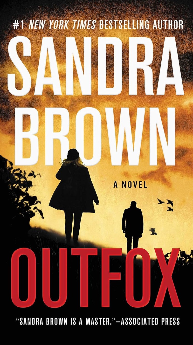 Grand Central Publishing Outfox 