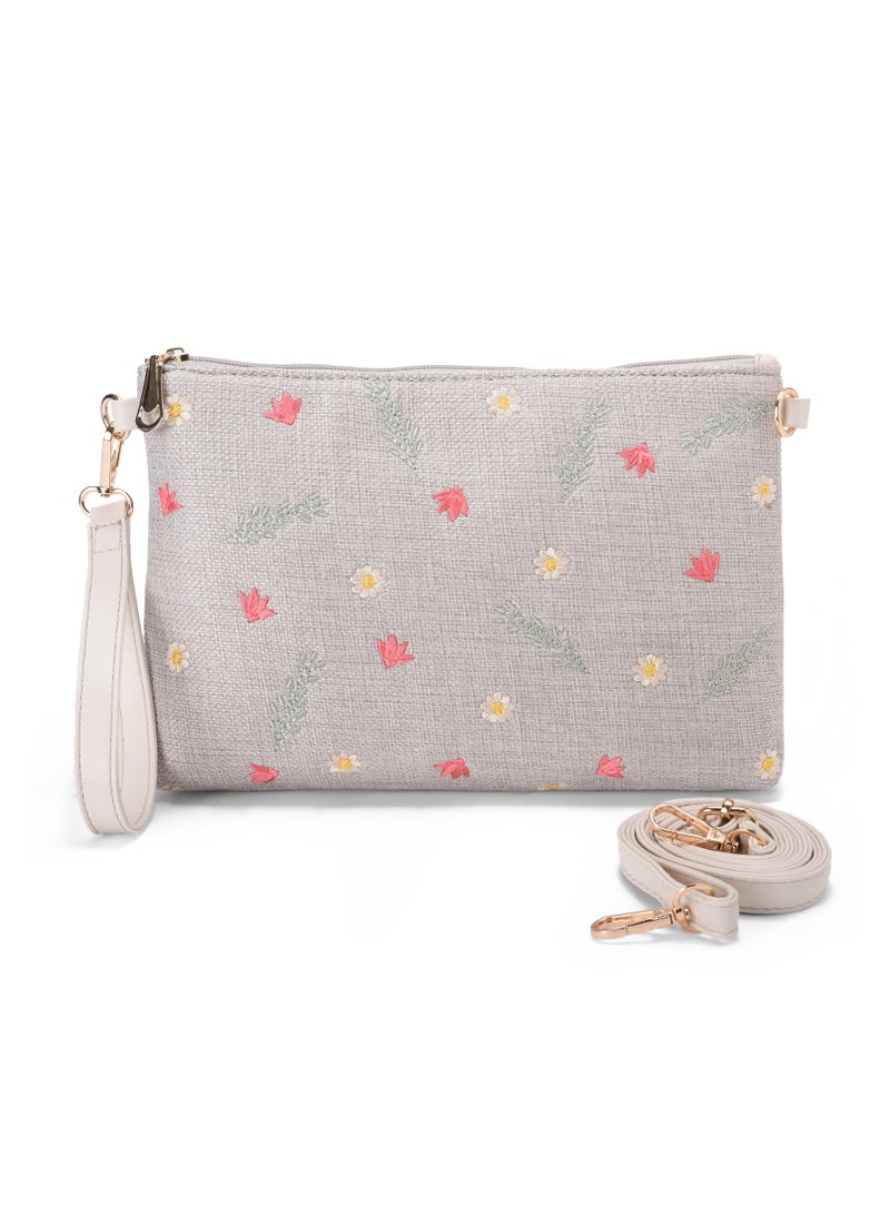 Pavo Daisy Clutch - Image 1