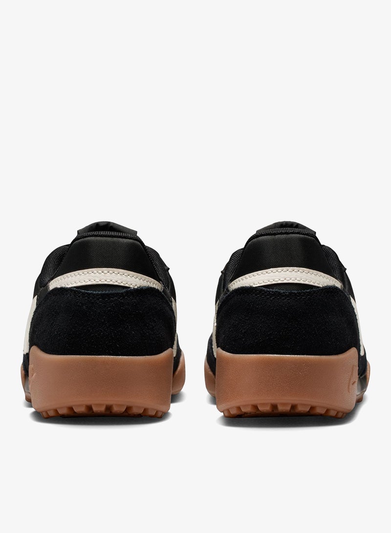 Nike Terra Manta Suede - Image 4
