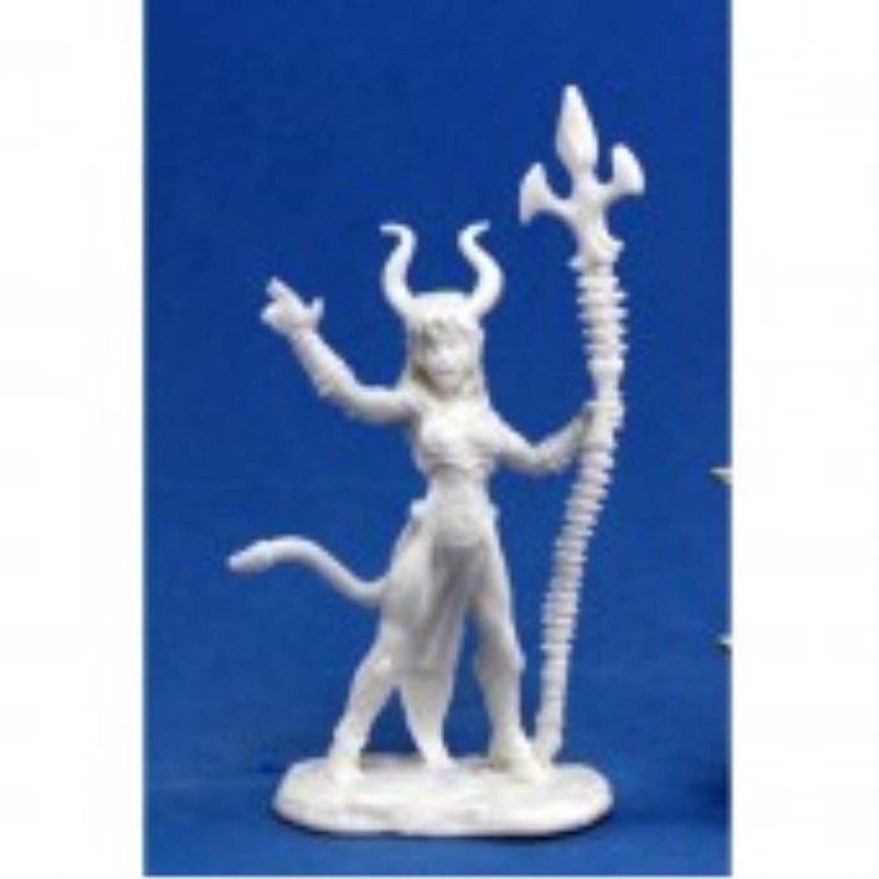 Reaper Sinessa Hellborn Sorceress 1 Miniature - Image 3