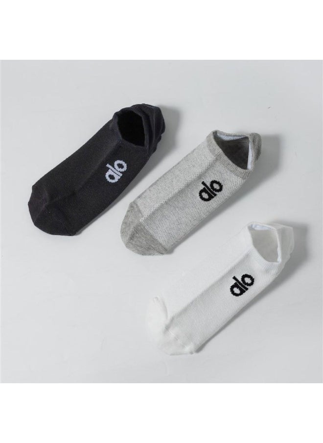 Alo Yoga - alo yoga non-slip yoga socks, 3 pairs - Image 1