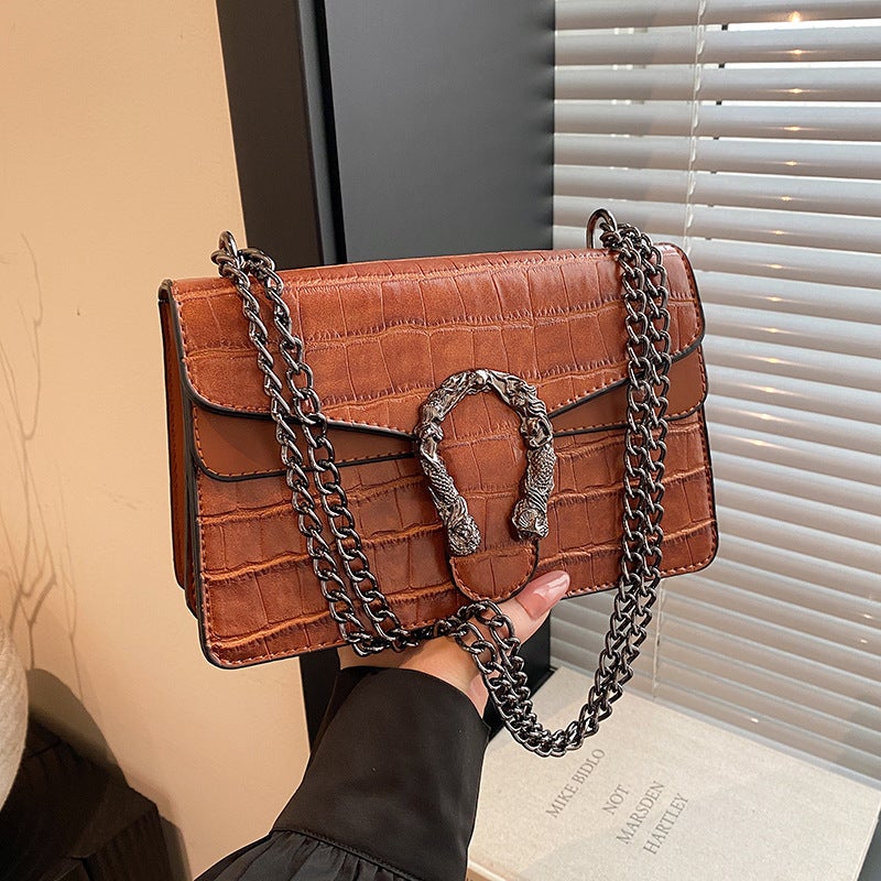 2024 Autumn New Fashion Crocodile Pattern Chain Shoulder Bag Women'S Retro Texturized Small Square Bag Western Style Crossbody Bag - Image 4