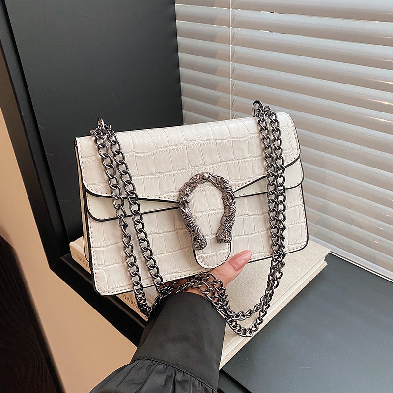 2024 Autumn New Fashion Crocodile Pattern Chain Shoulder Bag Women'S Retro Texturized Small Square Bag Western Style Crossbody Bag - Image 2