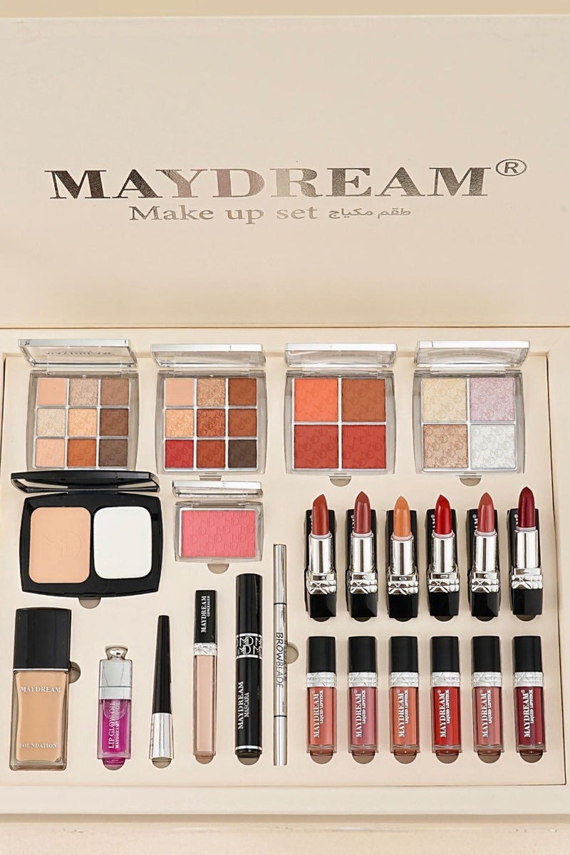 MAYDREAM MAKE  UP  KIT