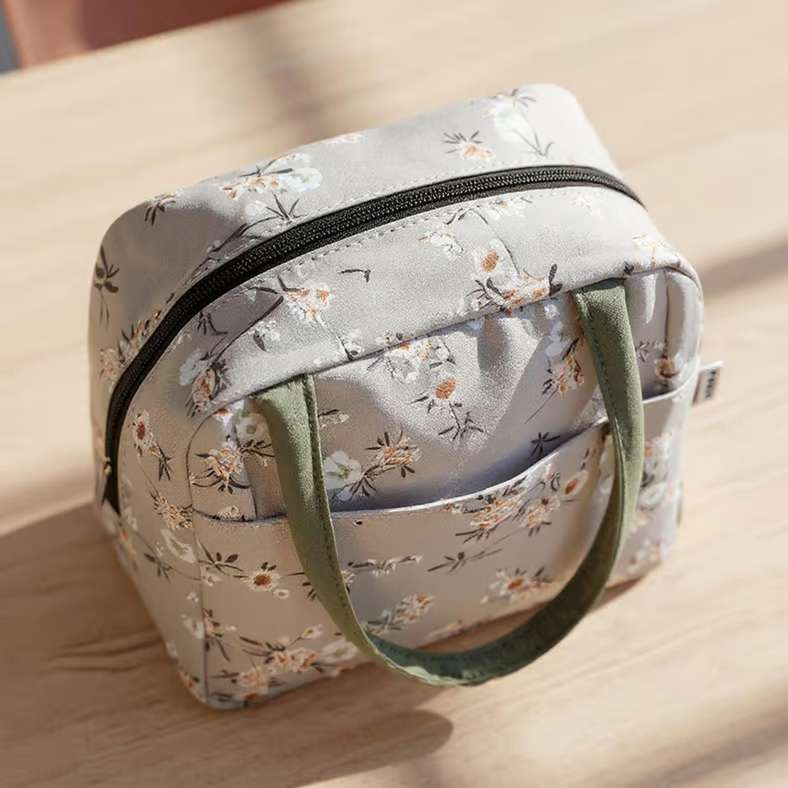 Pan Home Fleur Lunch Bag - Sage for Women - Image 2