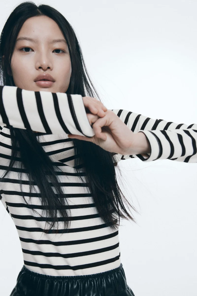 اتش اند ام Boat-neck top