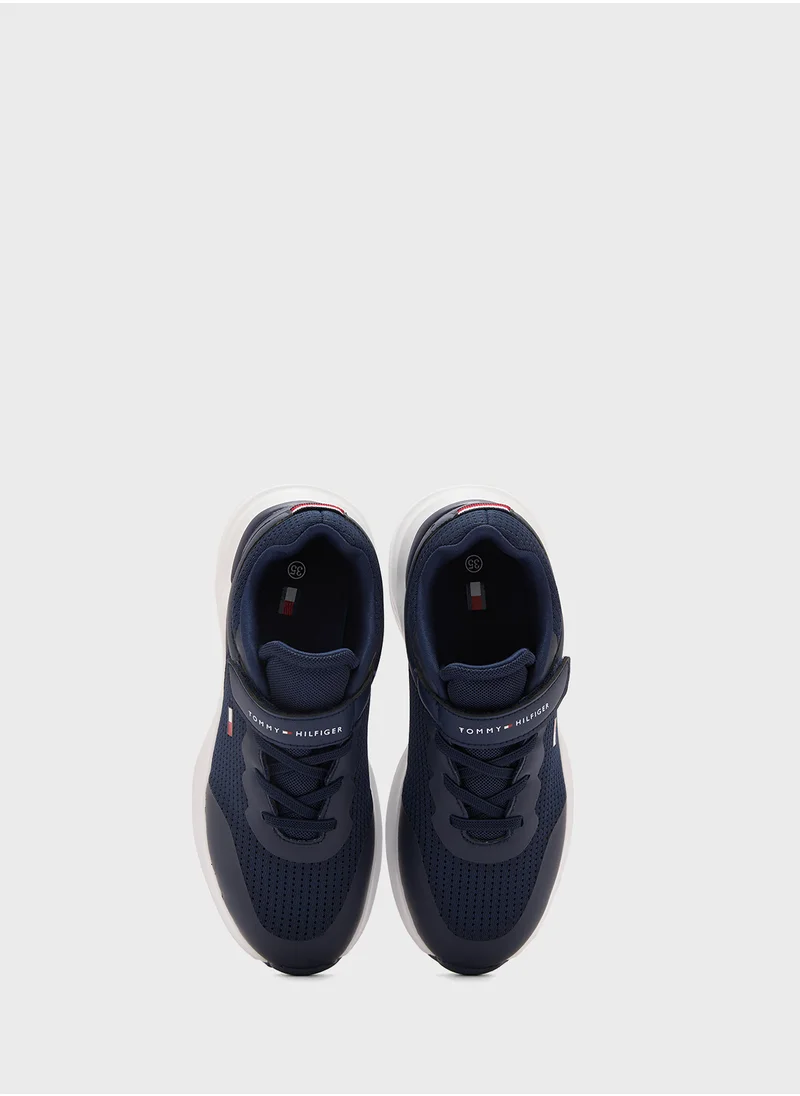 تومي هيلفيغر Youth Low Top Lace Up Sneakers