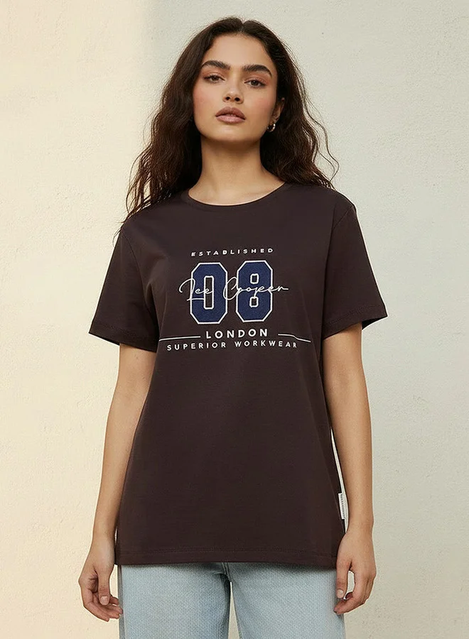 Lee Cooper Lee Cooper Relaxed Fit Cotton T-shirt with Embroidery