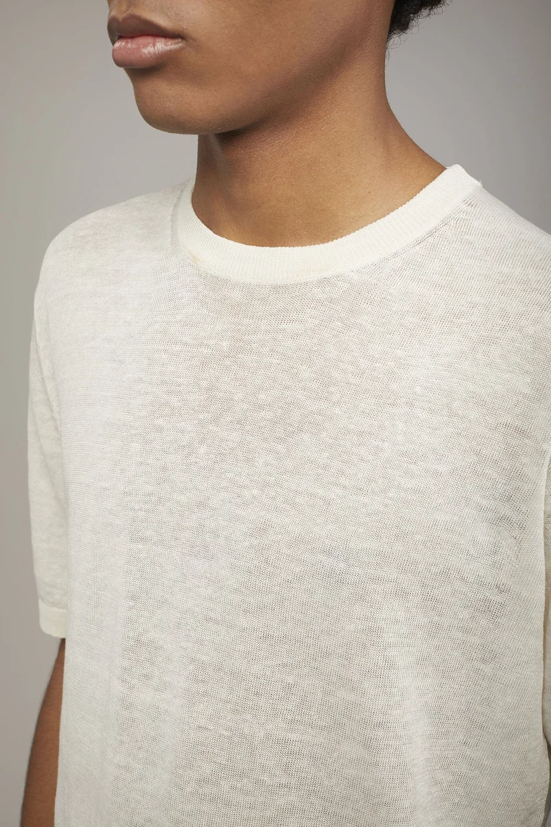 Doppelganger White Men's knitted t-shirt 100% linen short-sleeved regular fit - Off White for Men | Best Price UAE