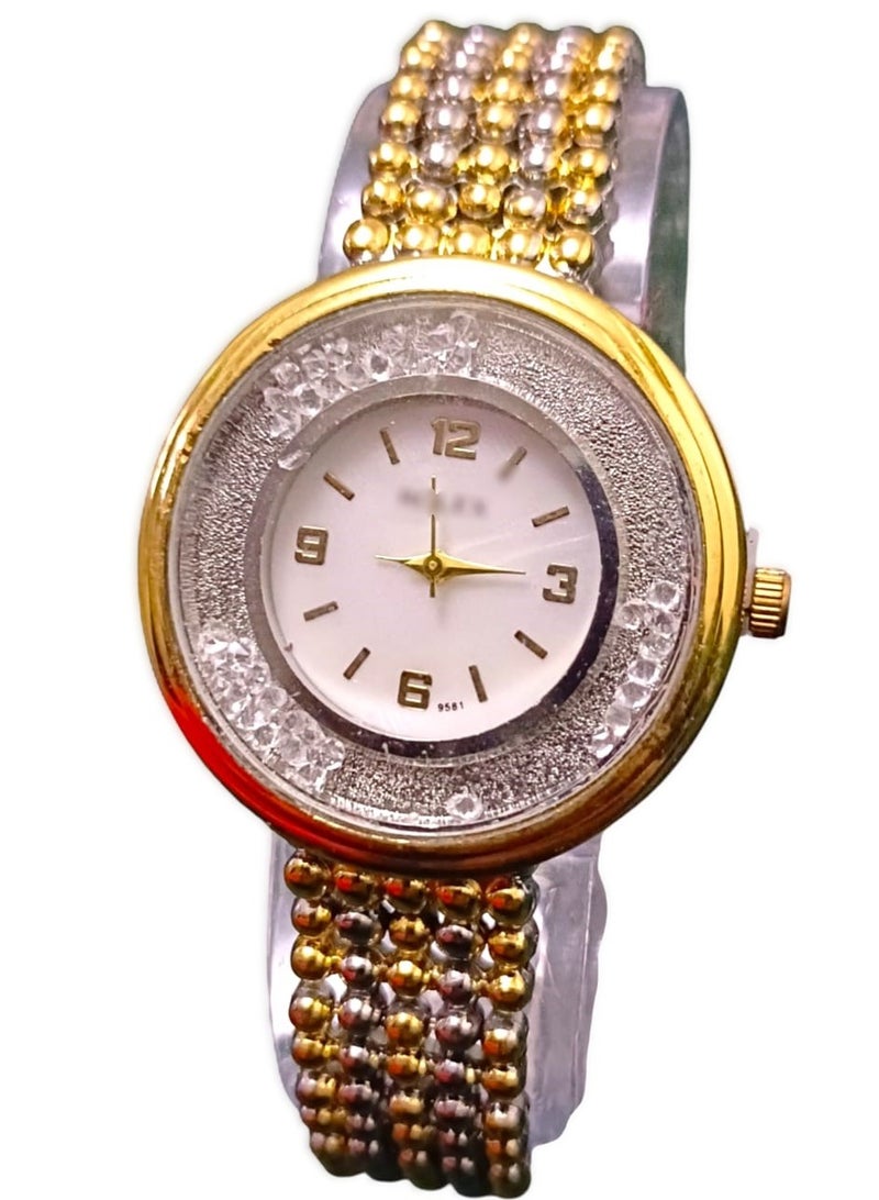 ساعة يد نسائية بتصميم أنيق يضيف لمسة من الأناقة إلى مظهرك - Image 1