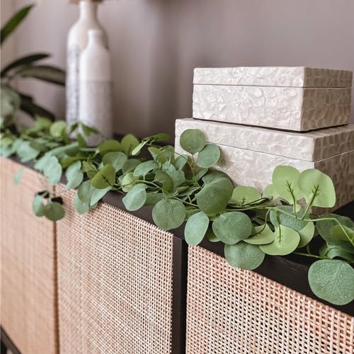 CQURE 36Pcs Eucalyptus Garland,Artificial Eucalyptus Leaves Table Greenery Garland Wreath Vines for Wedding Party Table Fireplace Bedroom Wall Decor - Image 4