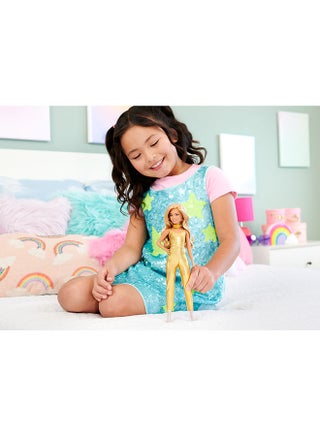 Fashionistas Golden Dreams Doll | 65th Anniversary Fashion Edition | Inclusive & Stylish Collectible Barbie - view 2