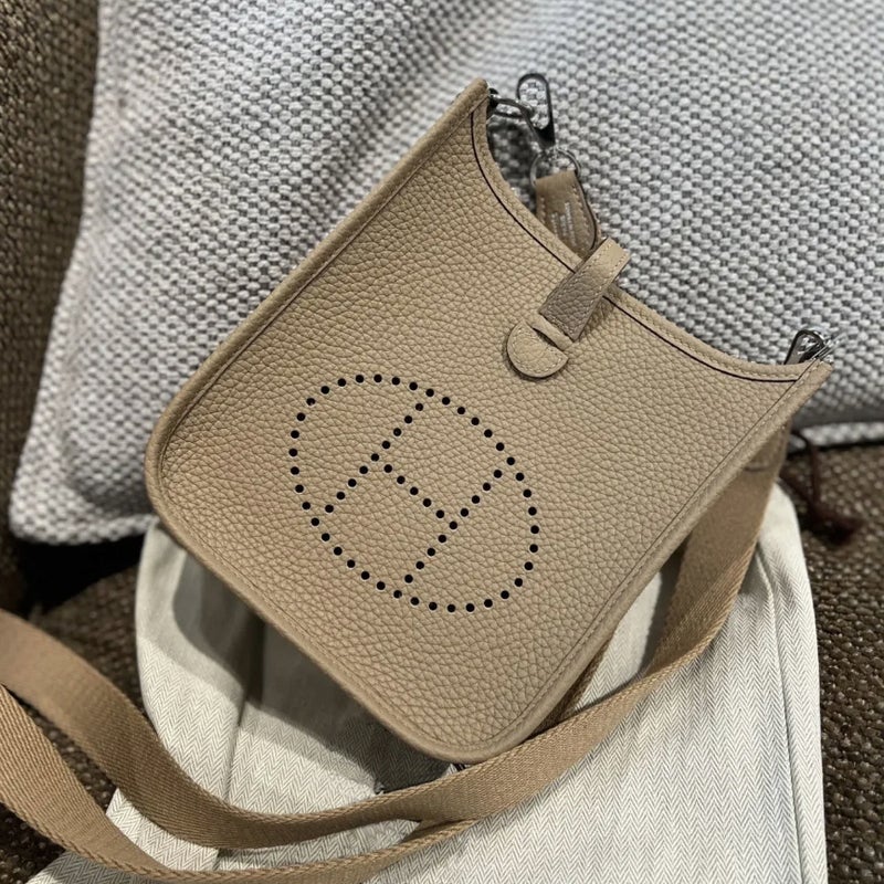 New 19 Evelyn Casual All-Match Top Layer Cowhide Bucket Bag Litchi Pattern Hand Shoulder Crossbody Leather Women'S Bag - Image 1
