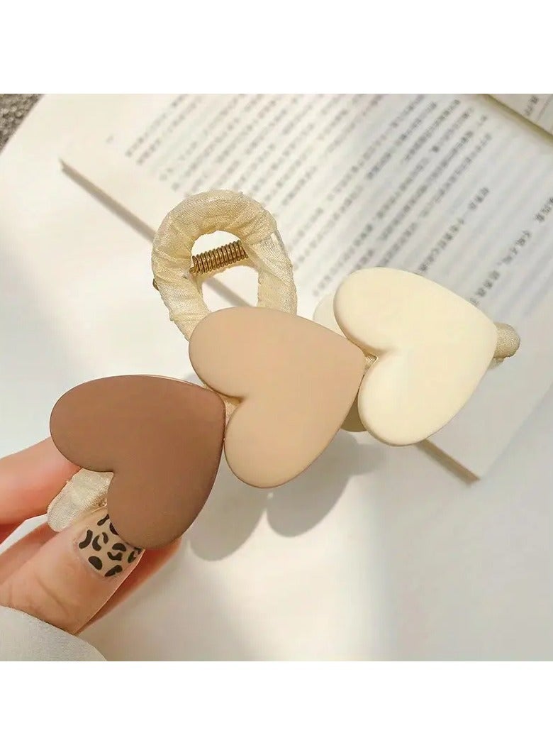 Goolsky Korean Sweet Heart-Shaped Hair Clip for Women, Crab Claw Hairpin, Bohemian Style Hair Accessory, Fashionable Headwear Gift, 1pc. - Image 3