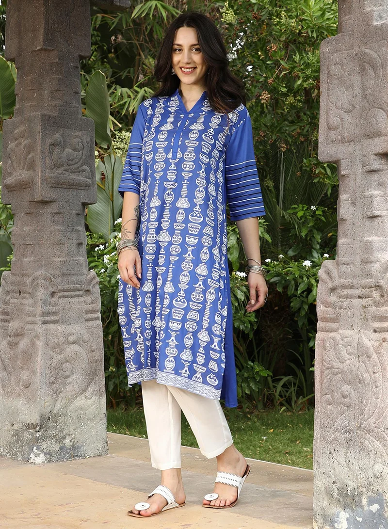 QISSA Women's Cobalt Blue Block Print Kurta With Chalk White Trousers Set