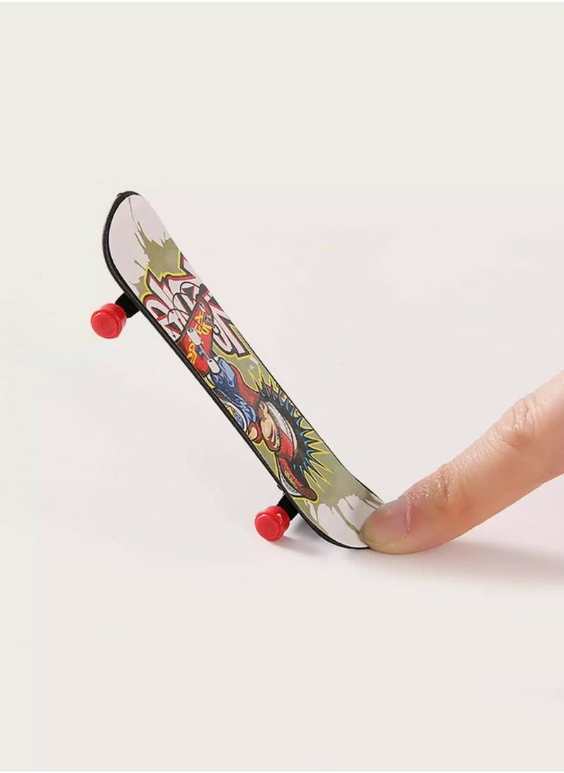 Generic 1pc Random Pattern Finger Skateboard  - Image 3