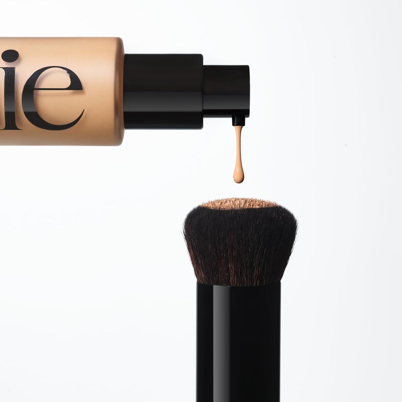 Saie The Base Foundation Brush for Liquid Makeup - Ultra-Soft Makeup Brush with Cruelty-Free, Synthetic Bristles - Designed for Foundation, Skin Tints & Cream Bronzers (1 Count) - Image 4