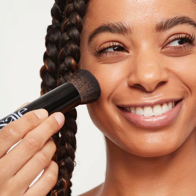 Saie The Base Foundation Brush for Liquid Makeup - Ultra-Soft Makeup Brush with Cruelty-Free, Synthetic Bristles - Designed for Foundation, Skin Tints & Cream Bronzers (1 Count) - Image 3