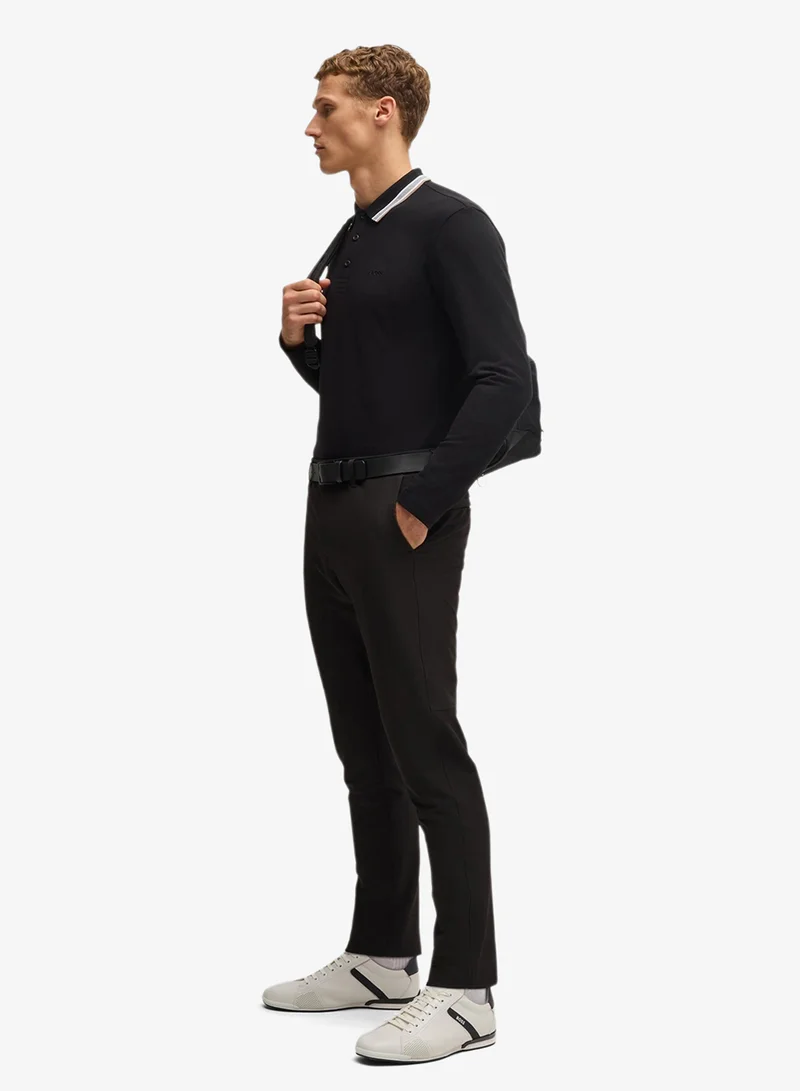 بوس سنيكرز جلد ببطانة مقاومة للروائح