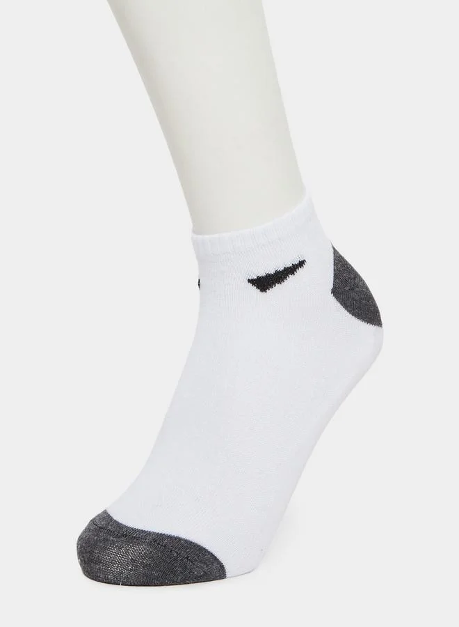 ستايلي طقم جوارب كاحل بتفاصيل متباينة 3 قطع