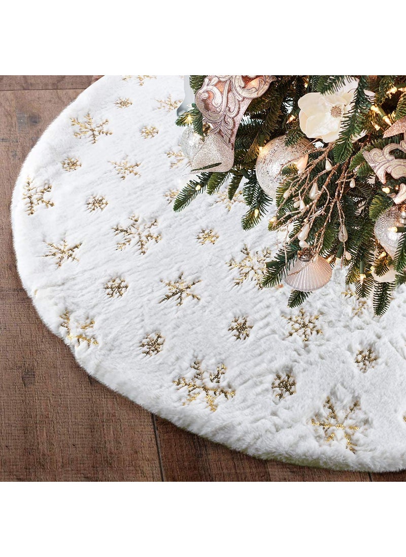 yuboo yuboo Christmas Tree Skirt 48 White Faux Fur with Gold Sequin Snowflakes Xmas Tree Rug for White Gold Christmas Decorations 