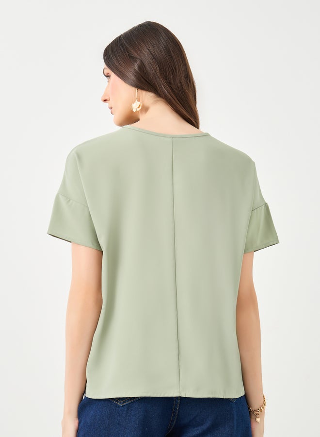 ستايلي بلوزة نسائية قصيرة الأكمام بلون أخضر سادة بياقة مفتاح - Image 5