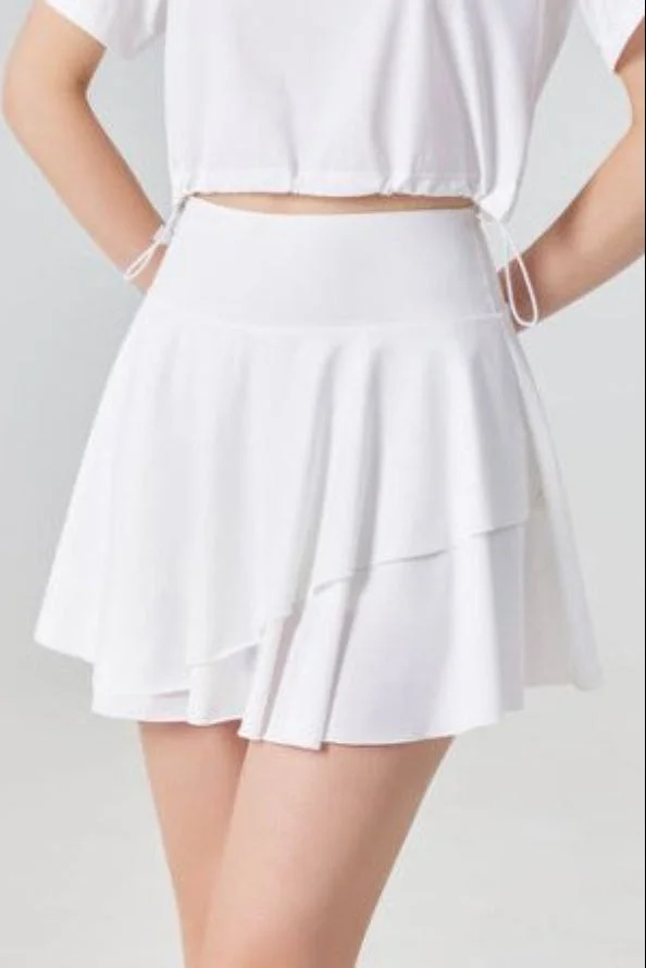 اس في ال Cecilia Padel & Tennis Skirt with Built-in Shorts