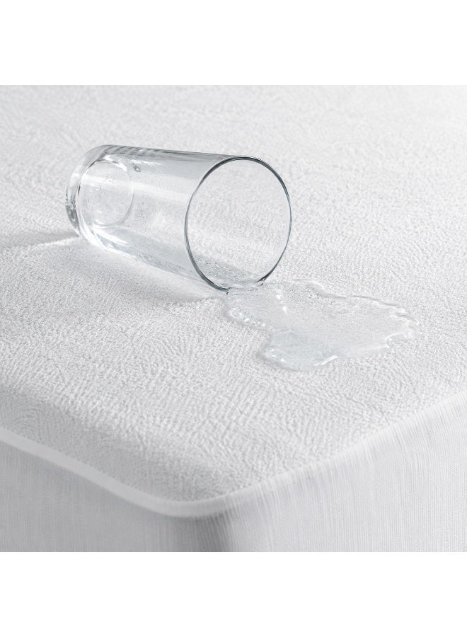 Waterproof Mattress Protector from GOLDEN REST with Soft Surface and Secure Fitted Elastic – Available in Multiple Sizes - Image 2