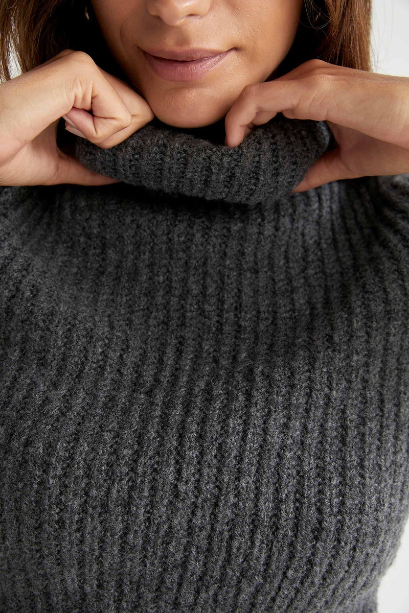 DeFacto Woman Fitted Turtleneck Pullover  - Image 5
