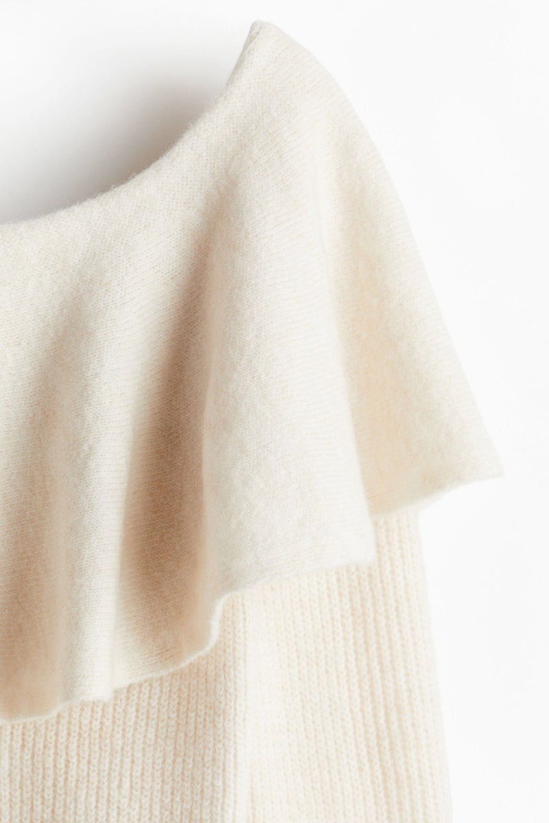 H&M Flounced Off-The-Shoulder Jumper - Image 5