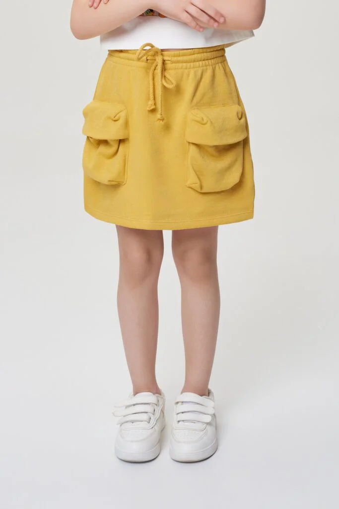 شوبيت تنورة سفلية فضية لامعة من الشوبيت