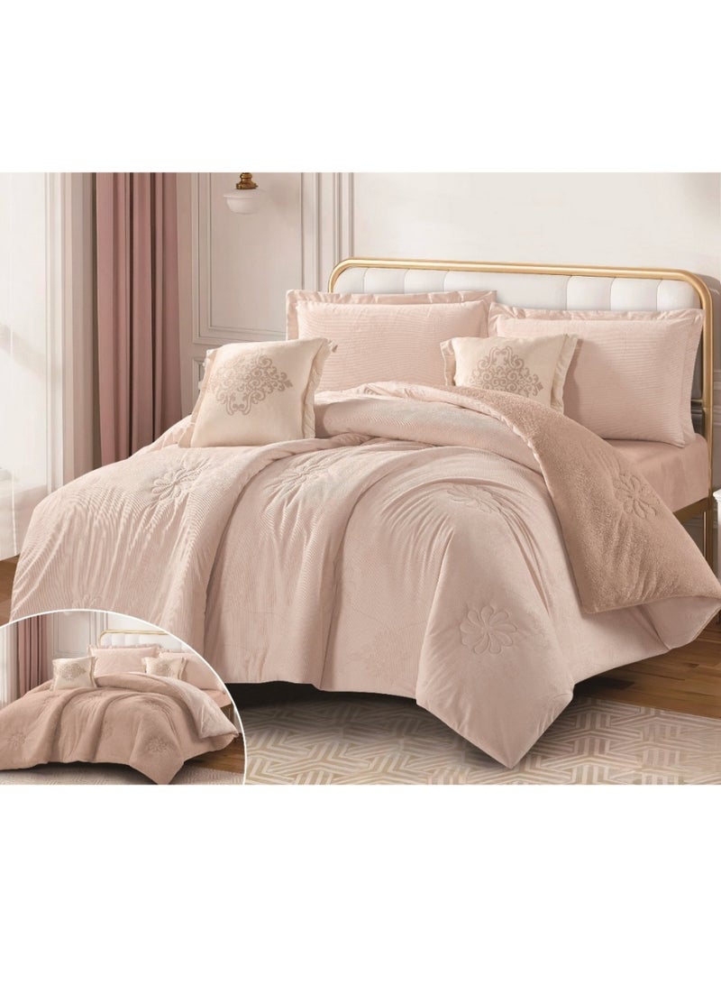 SMART HOME Double-sided winter Comforter (velvet and faux fur) with shiny jacquard patterns –6-piece Luxurious full double duvet set includes a 250x230 cm duvet cover, a 200x200+30 cm fitted sheet, two 50x75+5 cm pillowcases, and two 45x45+5 cm square pillowcases – Elegant, soft, and warm hotel-style bedding. - Image 1