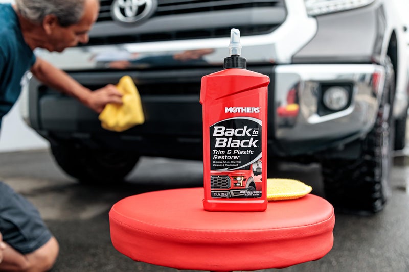 Mothers 06112 Back-to-Black Trim & Plastic Restorer, 12 fl. oz. - Image 4