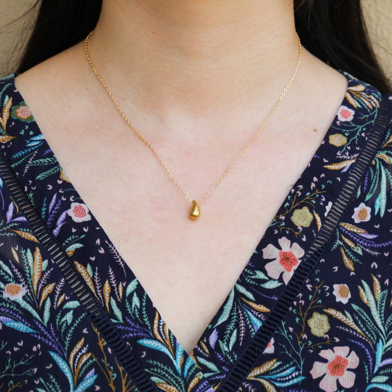 RZKING Thinking Of You Gifts For Women, Golden Dainty Waterdrop Pendant Necklace for Women - Image 3