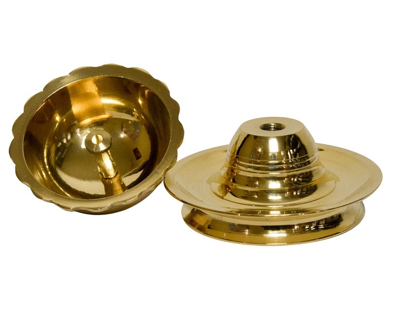 Bhimonee Decor | Pure Brass Akhand Diya | Handcrafted in India | Ideal for Return Gifts for Pooja | Elegant Diya for Pooja | Perfect Diyas for Home Decoration | Dimensions: 2.5 Inches | Single Piece - Image 4