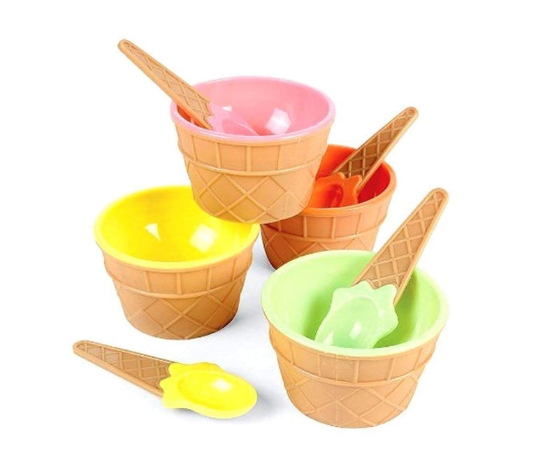 KPS Ice Cream Bowel Cup Plastic Bowl with Spoon Tools for Children Birthday Party Supplies (Set of 4 Pcs) - Image 1