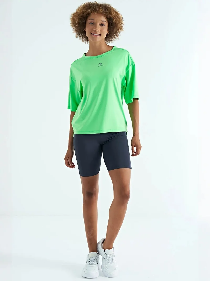 تومي لايف TOMMY Oversized Crew Neck T-Shirt