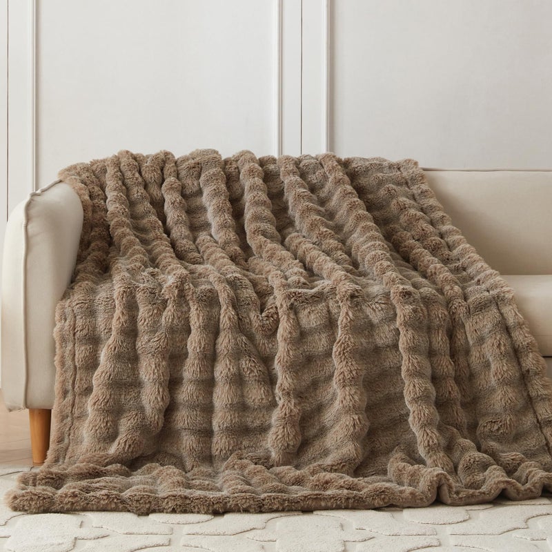COOVA Faux Rabbit Fur & Flannel Throw Blanket 60x80 Inch - Luxury Fuzzy & Cozy Soft Twin Size Blanket for All Seasons  Breathable and Comfortable for Bed  Couch  and Camping Cationic Brown - Image 2