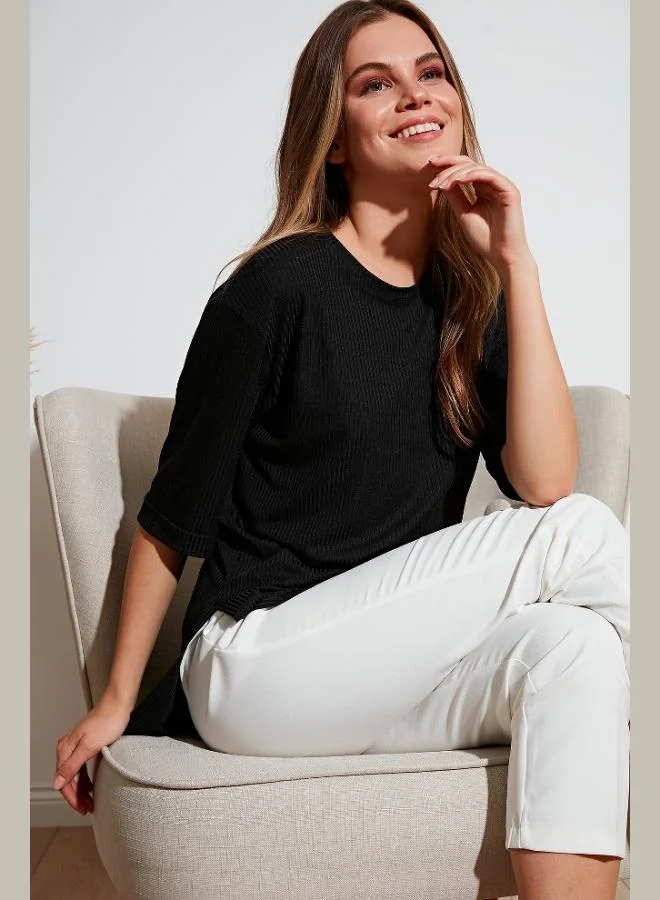 Lela Lela Oversize Crew Neck Blouse with Slit Detail Women's Blouse 5863683