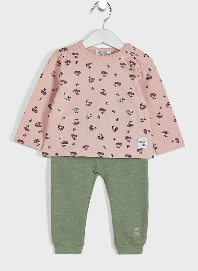 Babybol Infant Printed T-Shirt & Sweatpants Set